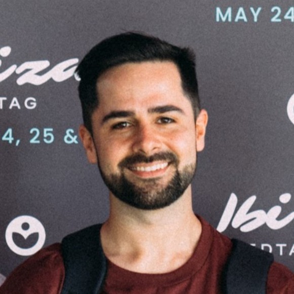 Andrés Rodrigues, Advisor de Igneva